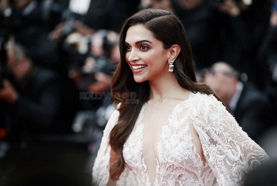 Deepika Padukone At Cannes Photos