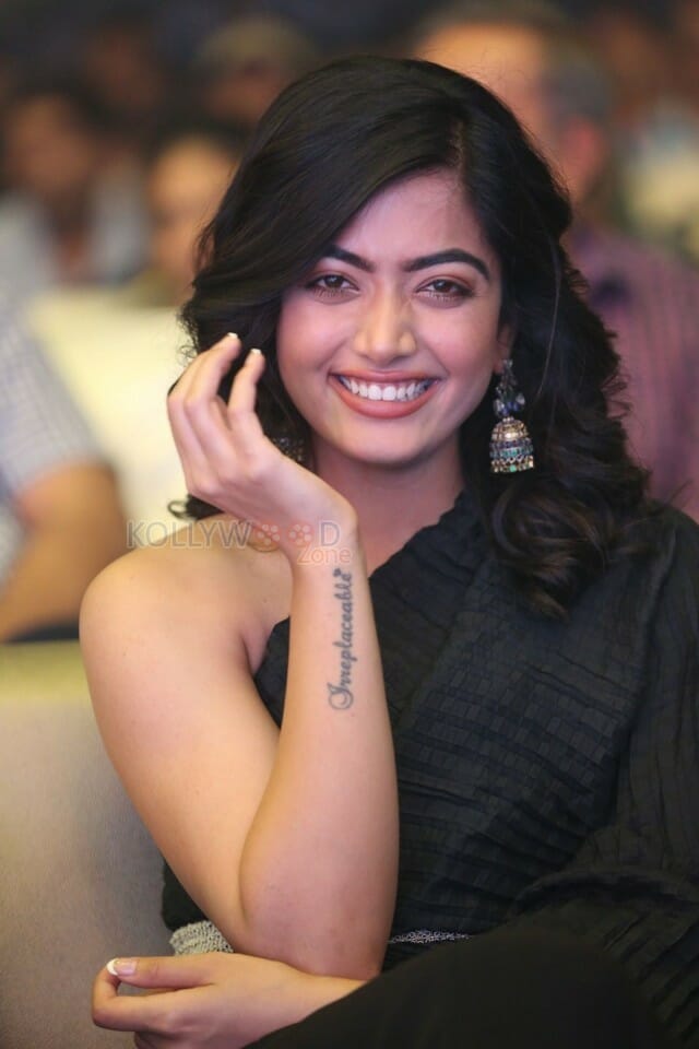 Devadas Heroine Rashmika Mandanna Photos