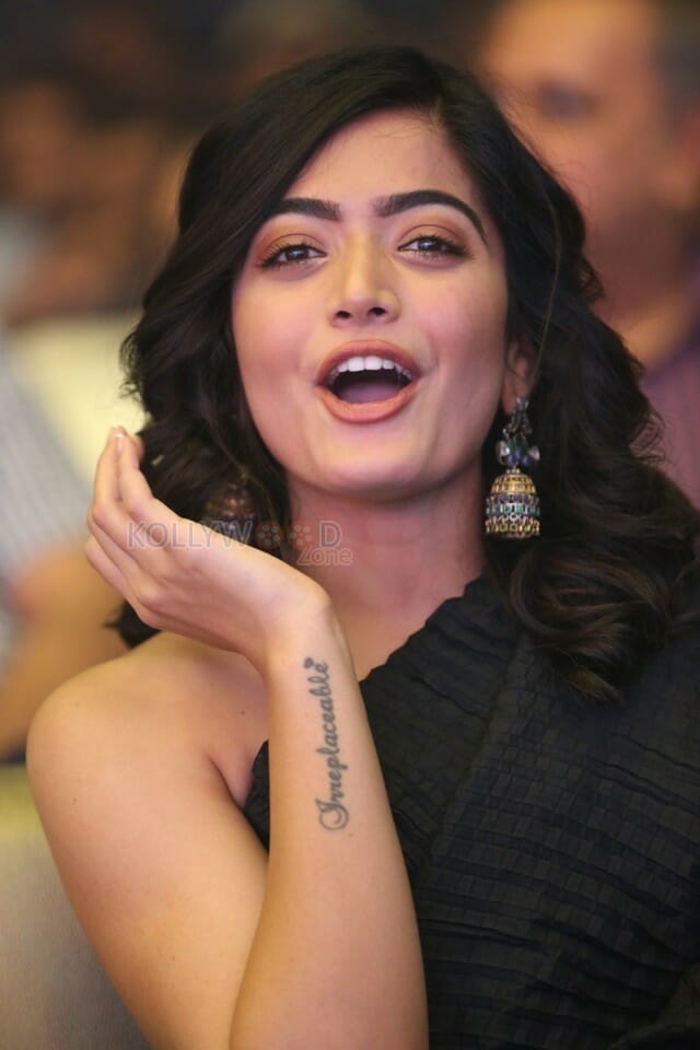 Devadas Heroine Rashmika Mandanna Photos