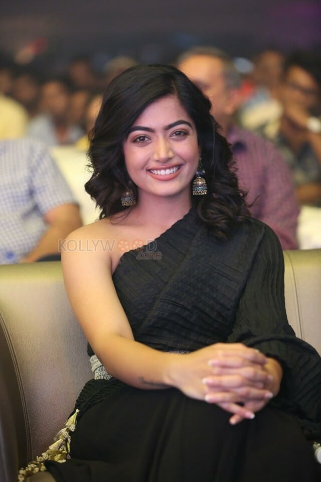 Devadas Heroine Rashmika Mandanna Photos