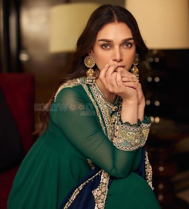 Elegant Aditi Rao Hydari in a Blue and Green Sharara Set Pictures 01