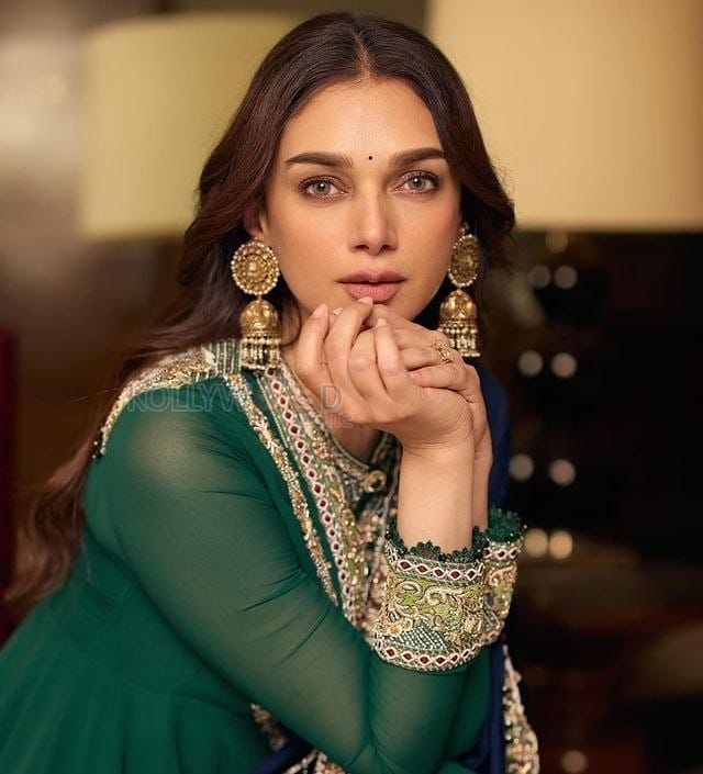 Elegant Aditi Rao Hydari in a Blue and Green Sharara Set Pictures 02