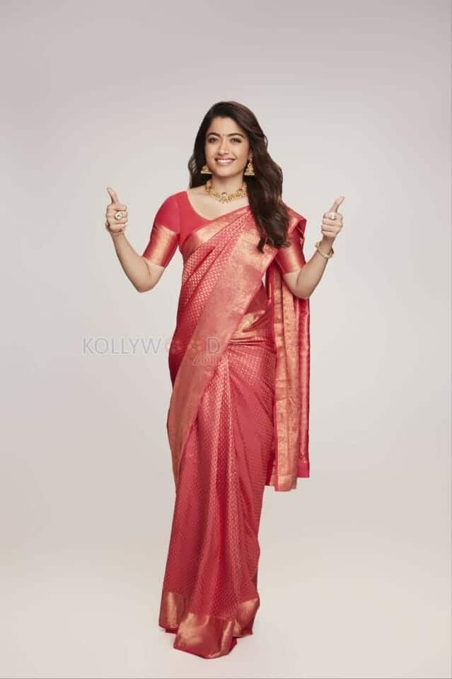 Elegant Beauty Rashmika Mandanna Photos 03