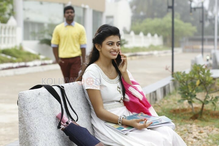 En Aaloda Seruppa Kaanom Movie Heroine Anandhi Pictures