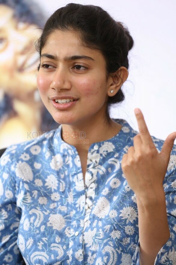 Fida Heroine Sai Pallavi Interview Photos