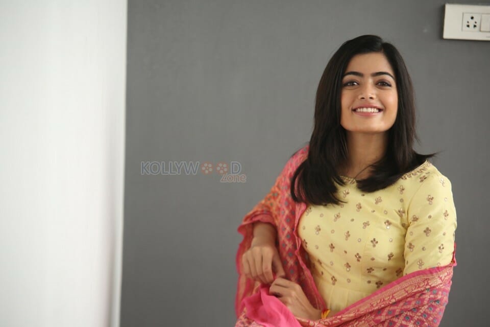 Geetha Govindam Heroine Rashmika Mandanna Photos