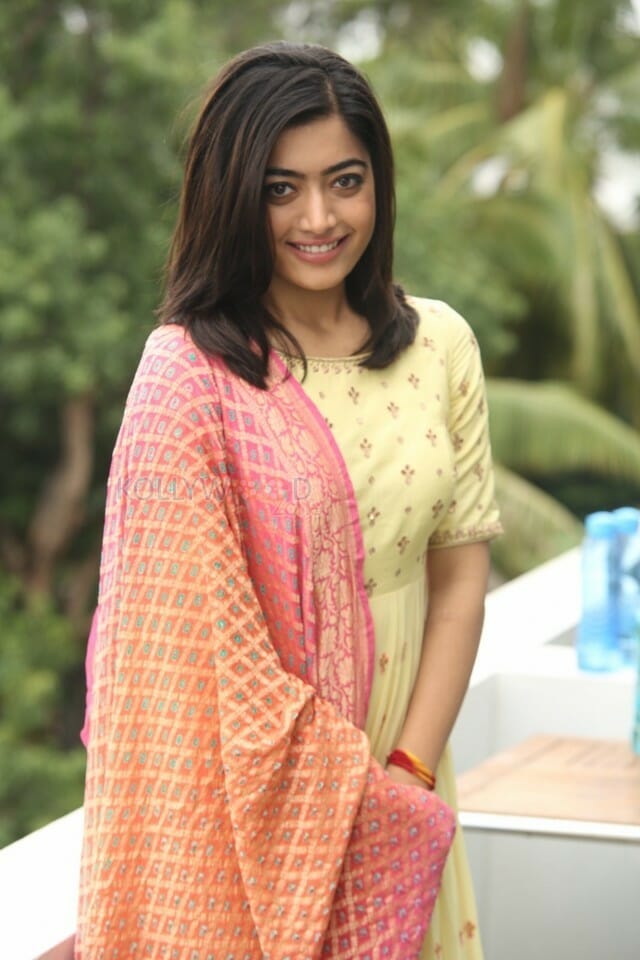 Geetha Govindam Heroine Rashmika Mandanna Photos