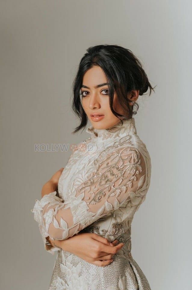 Geetha Govindam Heroine Rashmika Mandanna Pictures