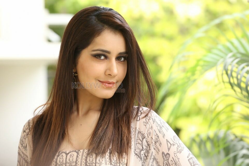 Gorgeous Actress Rashi Khanna Interview Photos