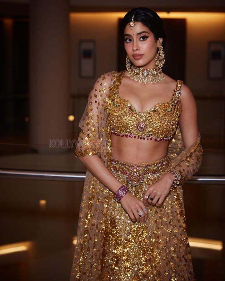 Gorgeous Janhvi Kapoor in a Embellished Gold Lehenga at Anant Ambani and Radhika Merchant Wedding Photos 07