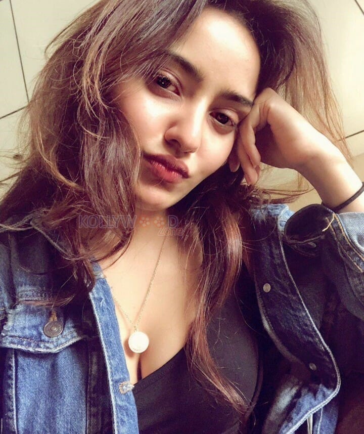 Gorgeous Neha Sharma Hot Photoshoot Photos