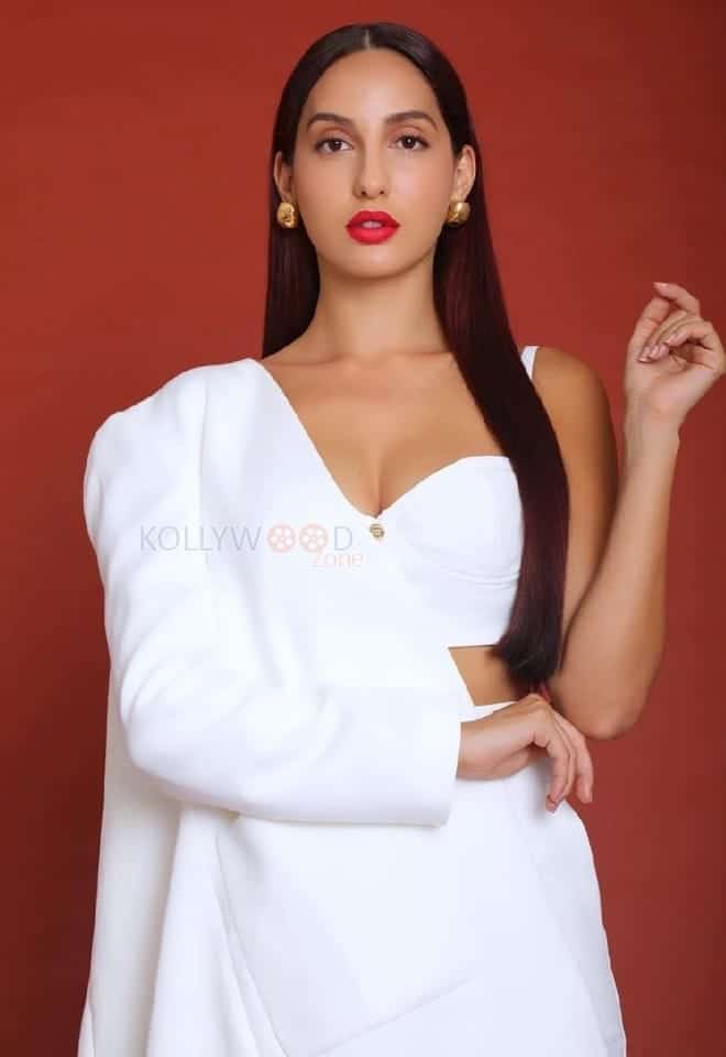 Gorgeous Nora Fatehi Photoshoot Stills 01