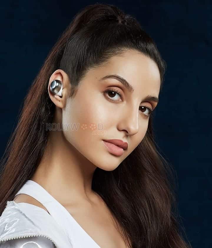 Gorgeous Nora Fatehi Photoshoot Stills 03