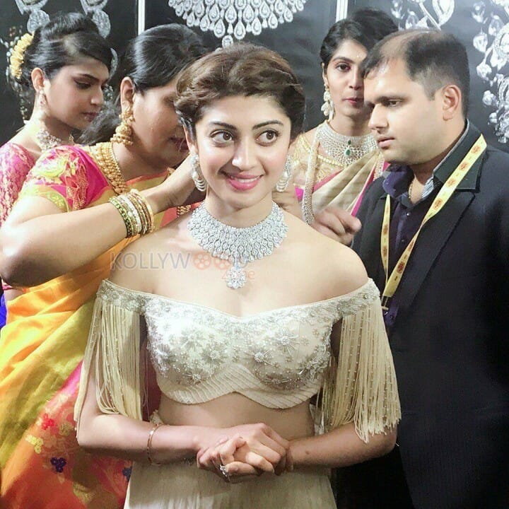 Gorgeous Pranitha Subash Photos