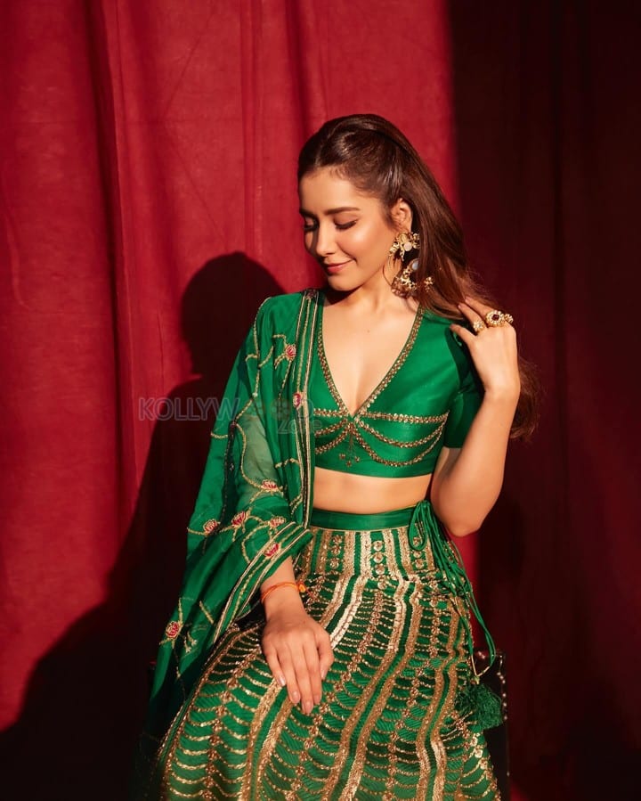 Gorgeous Raashii Khanna in a Green Designer Lehenga Pictures 05