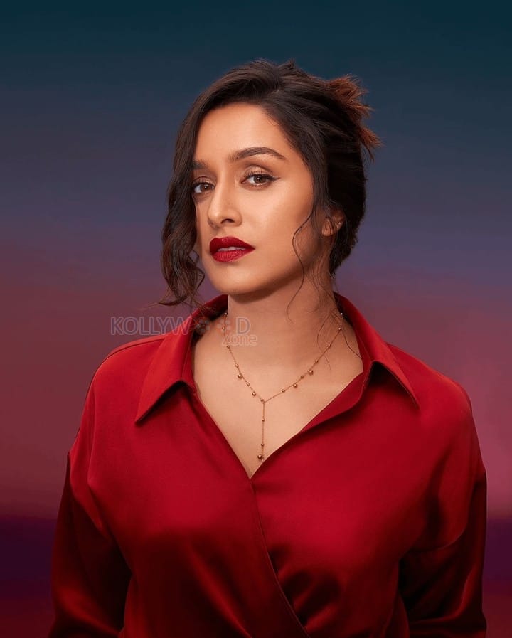 Gorgeous Shraddha Kapoor in a Red Satin Top with Red Lipstick Pictures 01