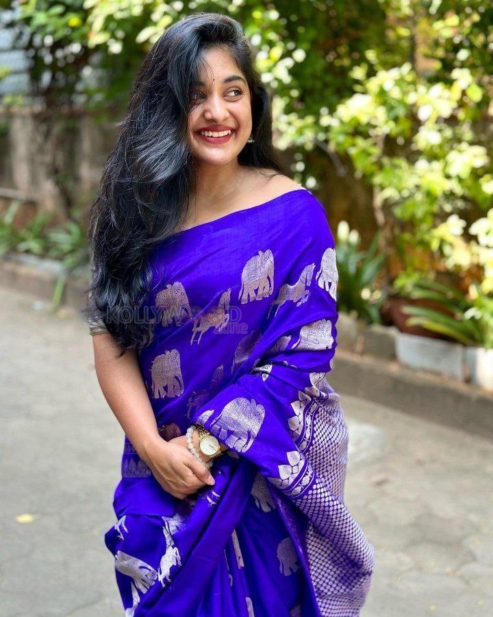 Heroine Nivetha Thomas in a Blue Saree Photos 01