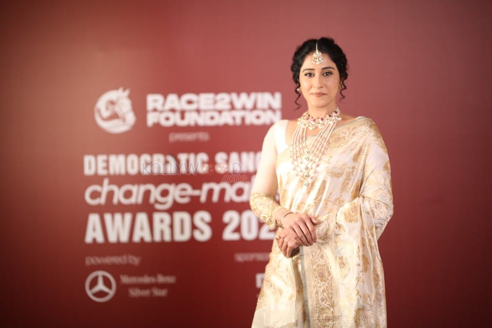 Heroine Regina Cassandra at Democratic Sangha Change Maker Awards Photos 13