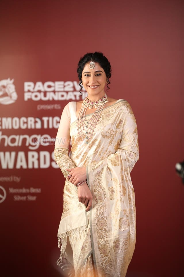 Heroine Regina Cassandra at Democratic Sangha Change Maker Awards Photos 19