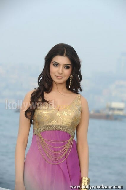 Hot And Sexy Actress Samantha Pictures