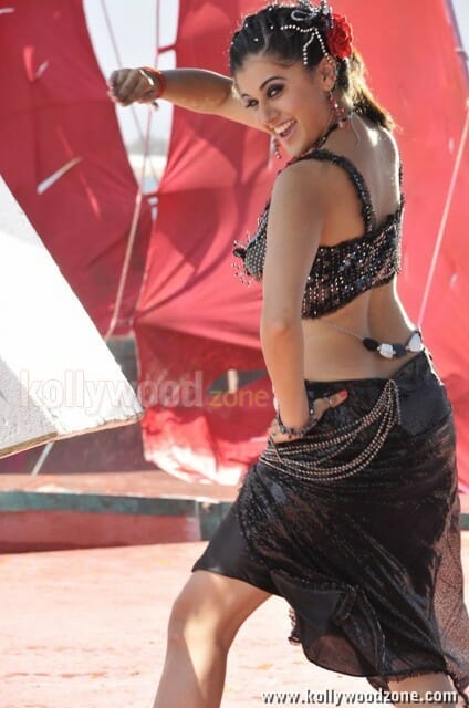 Hot And Sexy Tapsee Spicy Pictures