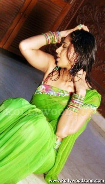 Hot Anuksha Pictures