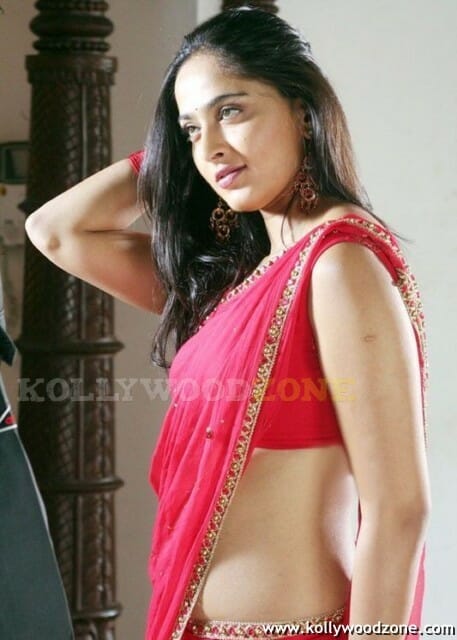 Hot Anuksha Pictures