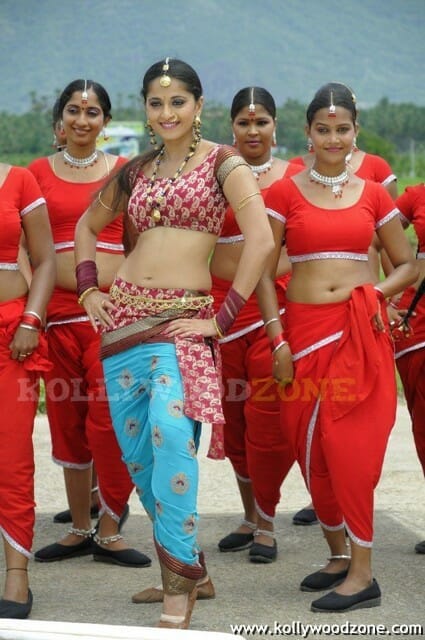 Hot Anushka Shetty Latest Stills