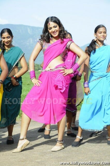 Hot Anushka Shetty Latest Stills