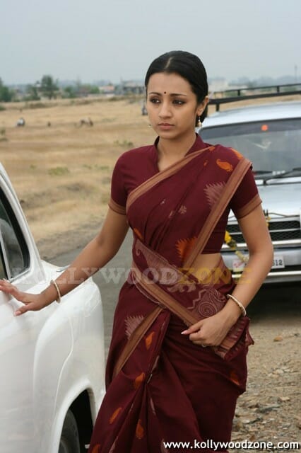 Hot Sexy Trisha In Khatta Meeetha Movie Pics