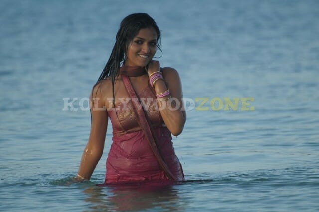 Hot Sunaina Sexy Stills