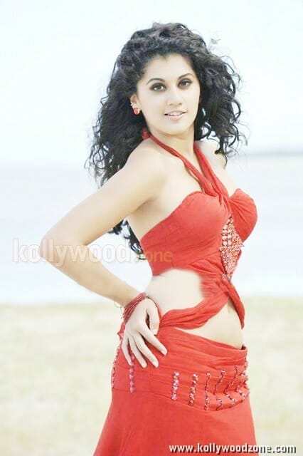 Hot Taapsee Pannu Pictures