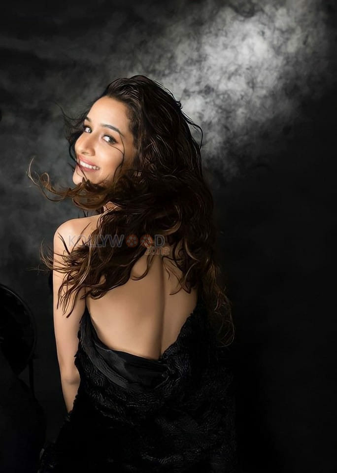 Indian Actress Shraddha Kapoor Backless Photoshoot Pictures