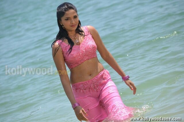 Indian Actress Sunaina Sexy Photos