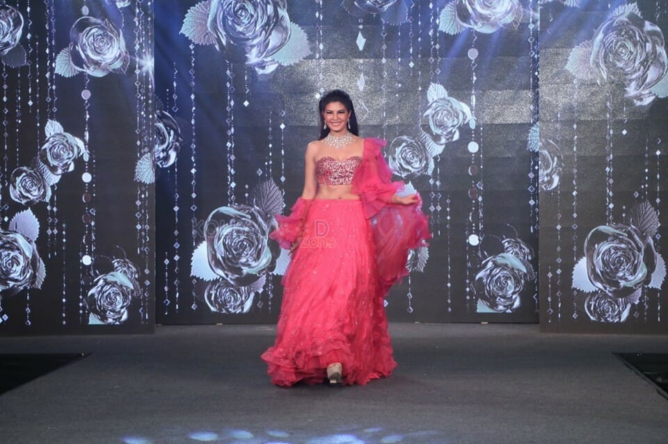 Jacqueline Fernandez Walks The Ramp As Showstopper For Designer Shehlaa Khan At The Wedding Junction Show Photos