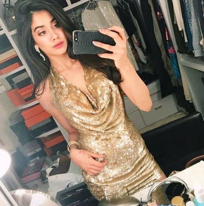 Jhanvi Kapoor Photos