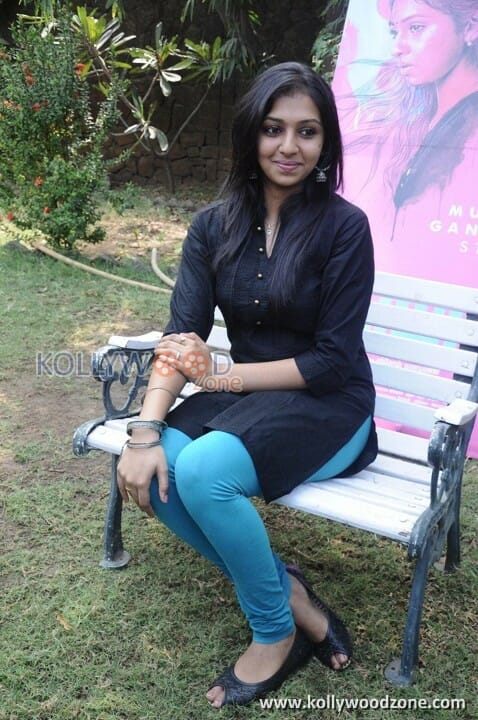 Jigarthanda Heroine Lakshmi Menon Pictures