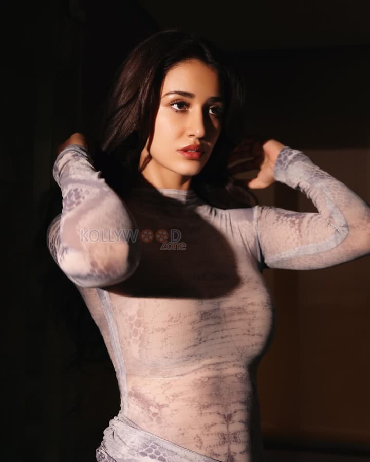 Kanguva Actress Disha Patani Stunning Skin Tight Outfit Photos 01