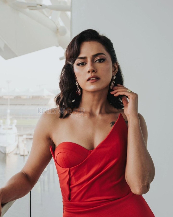 Kannada Heroine Shraddha Srinath Ravishing Red Dress Photos 01