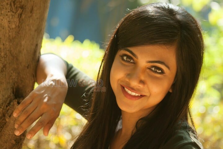 Kavan Movie Heroine Madonna Sebastian Photos