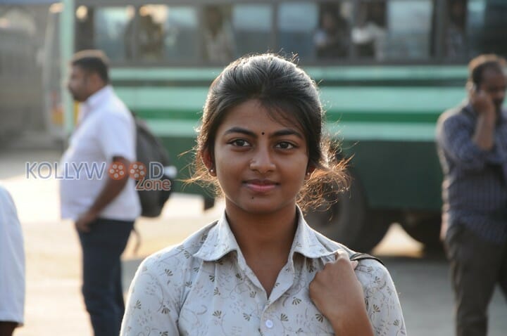 Kayal Movie Heroine Anandhi Photos