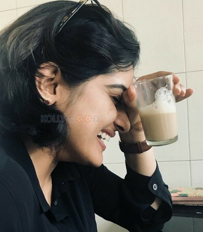 Kerala Actress Nivetha Thomas Candid Pictures