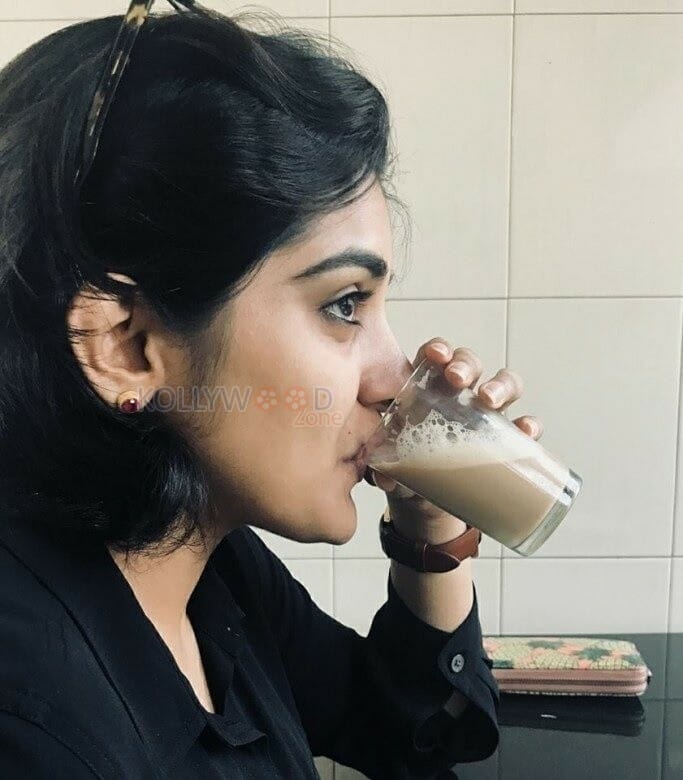 Kerala Actress Nivetha Thomas Candid Pictures