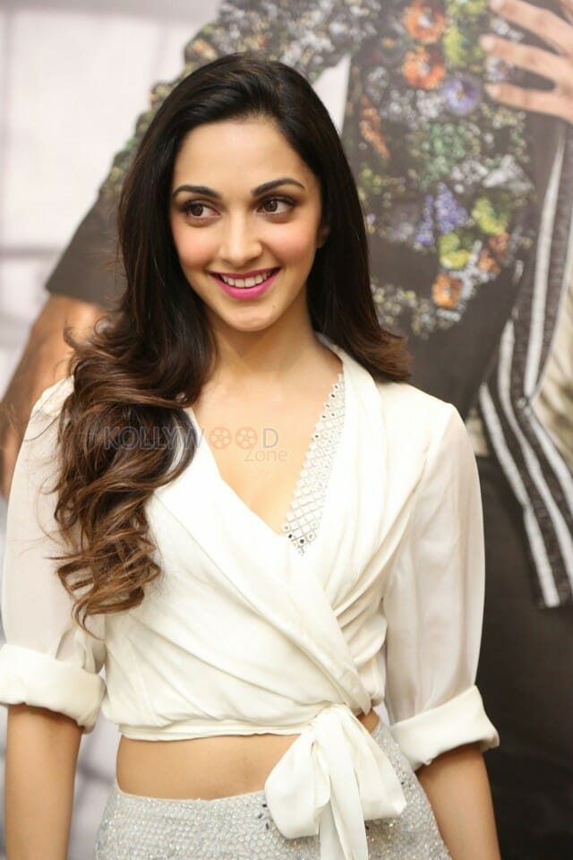 Kiara Advani At Bharat Ane Nenu Success Meet Photos