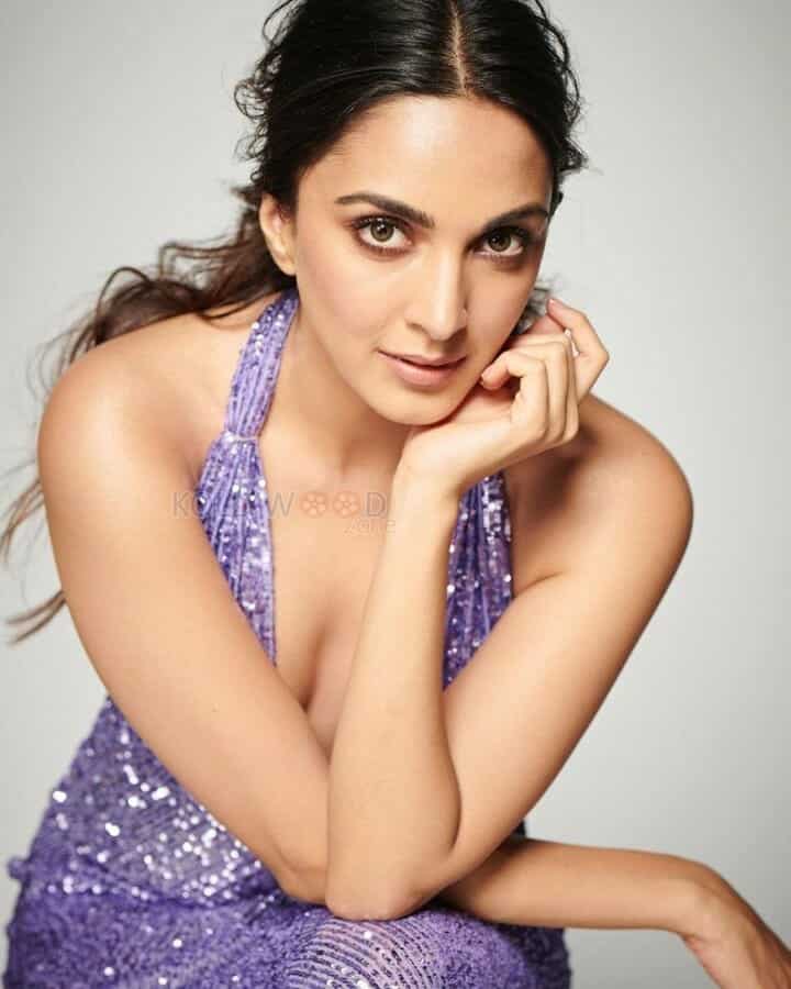 Kiara Advani Beautiful Purple Cut Dress Photos 01