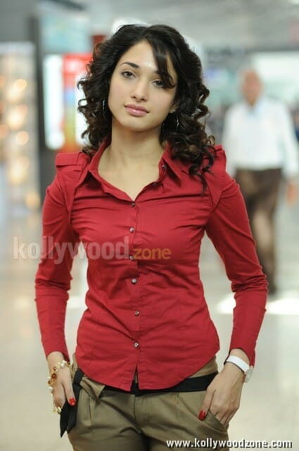 Latest Tamanna Sexy Pictures