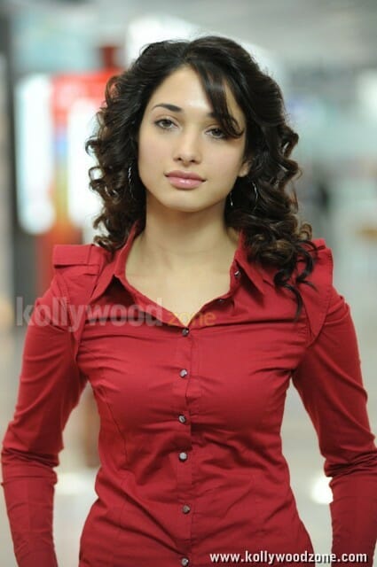 Latest Tamanna Sexy Pictures