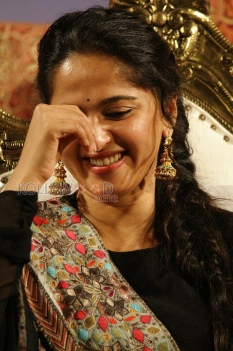 Lingaa Movie Heroine Anushka Shetty Photos