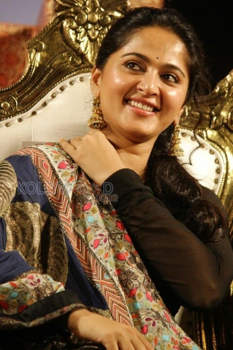 Lingaa Movie Heroine Anushka Shetty Photos