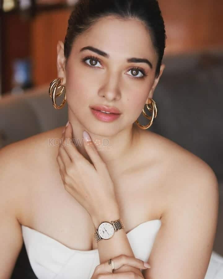 Lust Stories 2 Actress Tamannaah Bhatia Sexy Photos 06